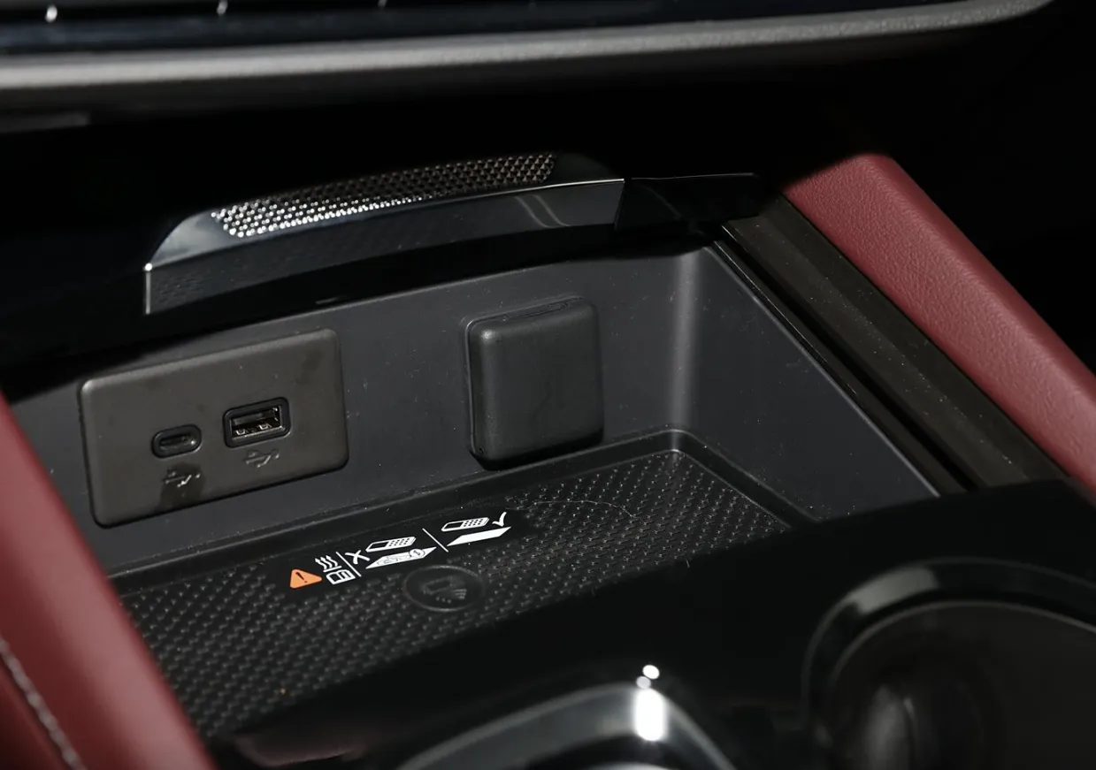 2026 Buick EnvisionPlus 2.0T 237HP L4 9AT,autocango,china used car exporter,china ev exporter,chinese used car exporter,chinese used ev exporter