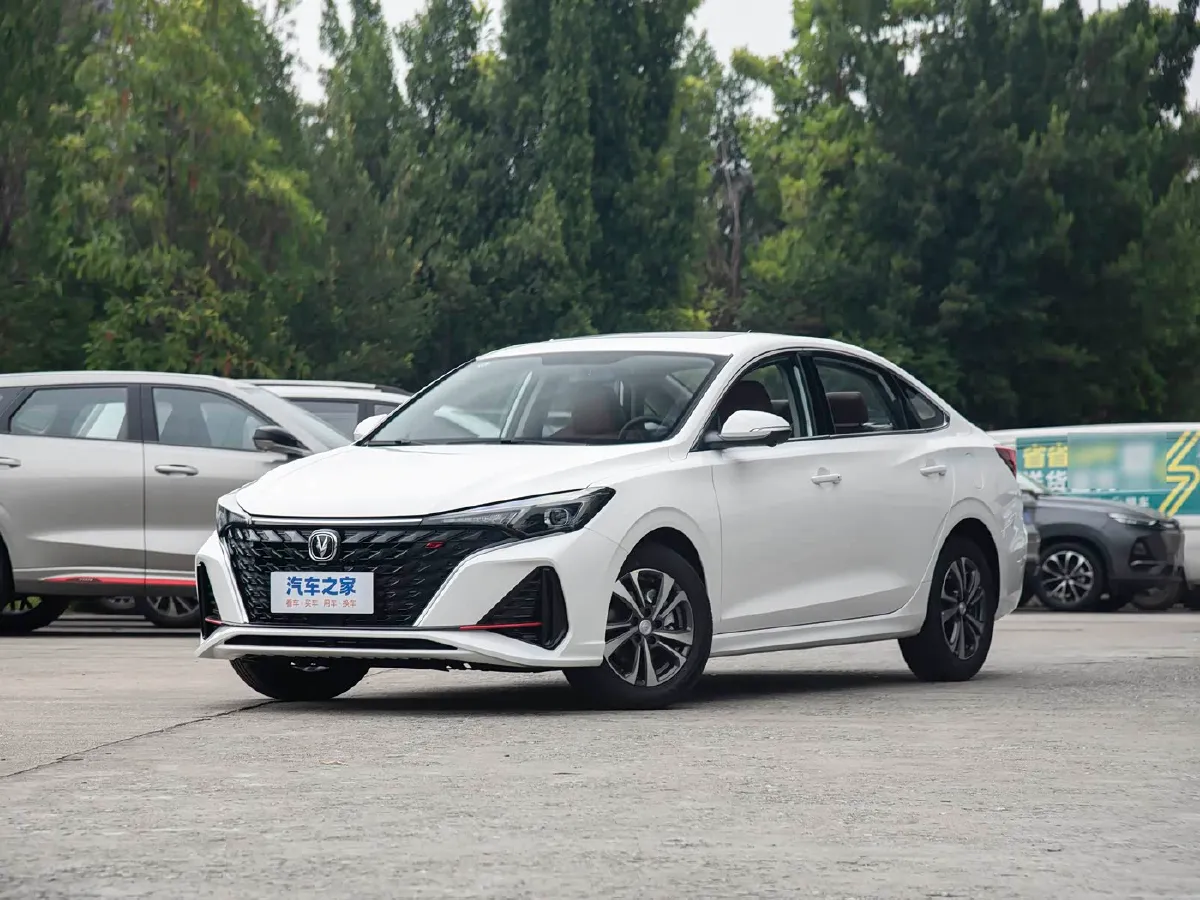 2025 ChangAn Eado 1.4T 160HP L4 7DCT,autocango,china used car exporter,china ev exporter,chinese used car exporter,chinese used ev exporter