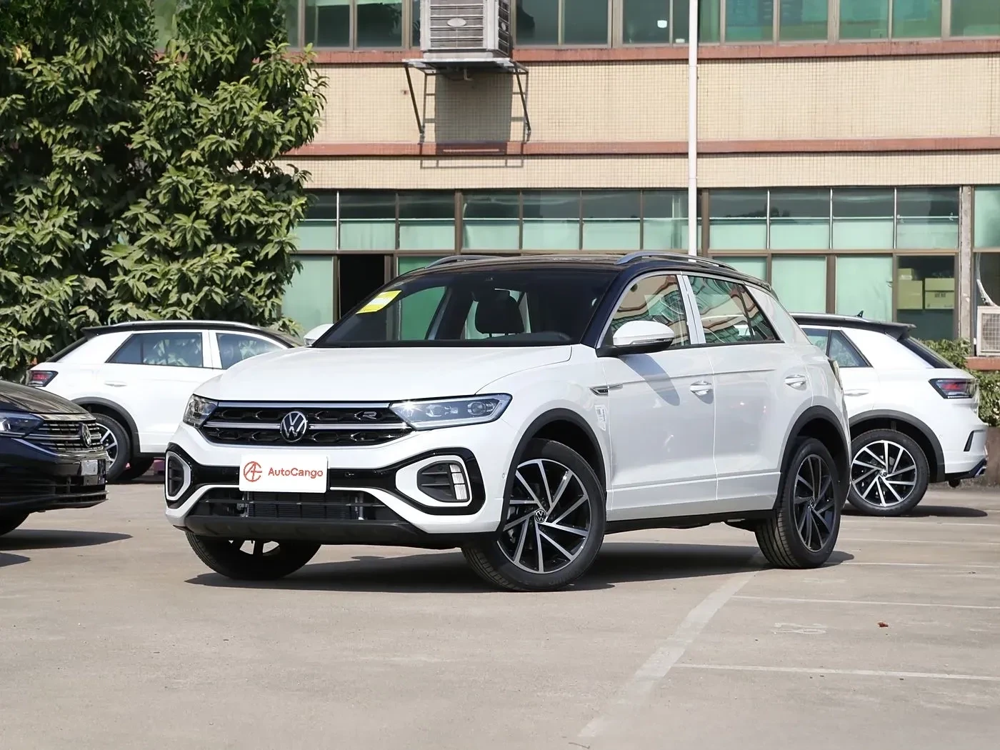 2025 Volkswagen T-Roc 1.5T 160HP L4 7DCT