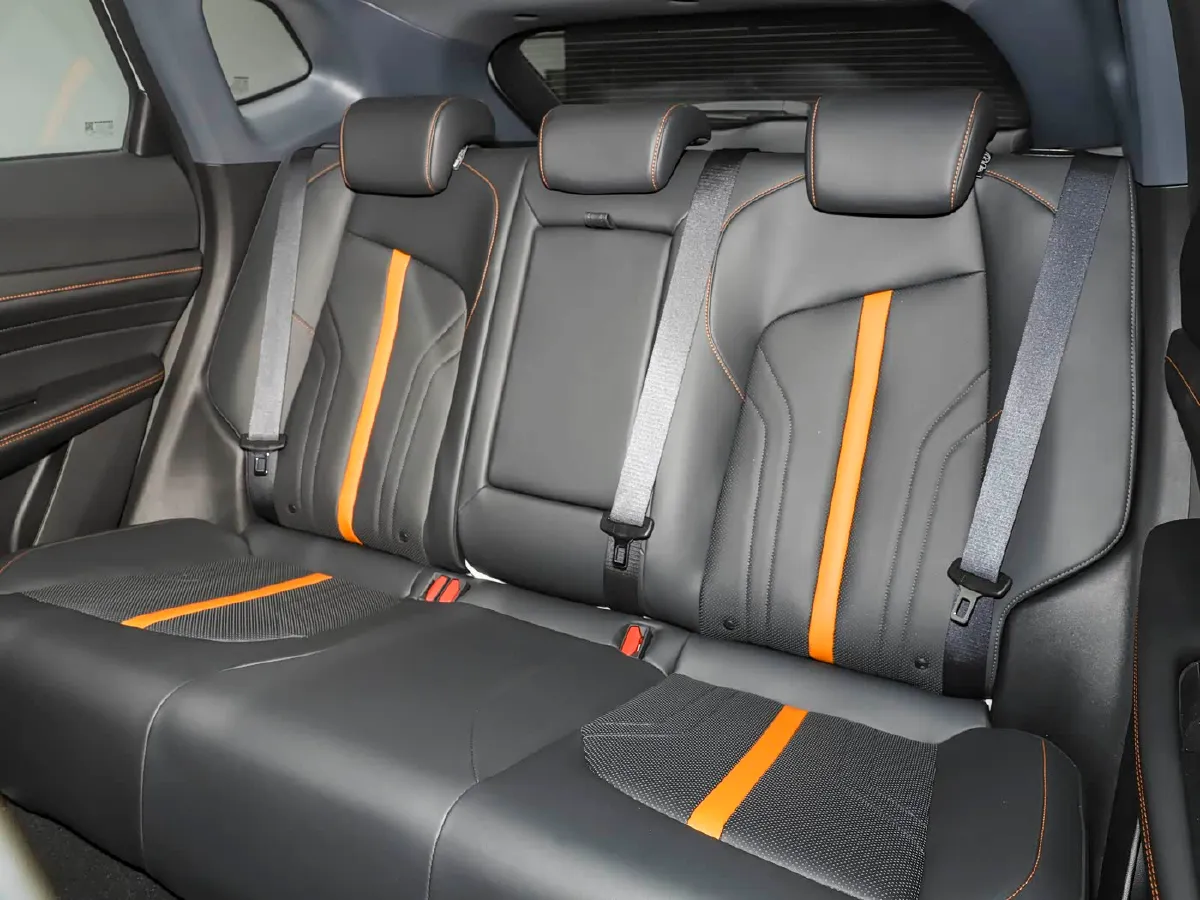 2026 ChangAn UNI-Z 1.5L 98HP L4 E-CVT PHEV,autocango,china used car exporter,china ev exporter,chinese used car exporter,chinese used ev exporter