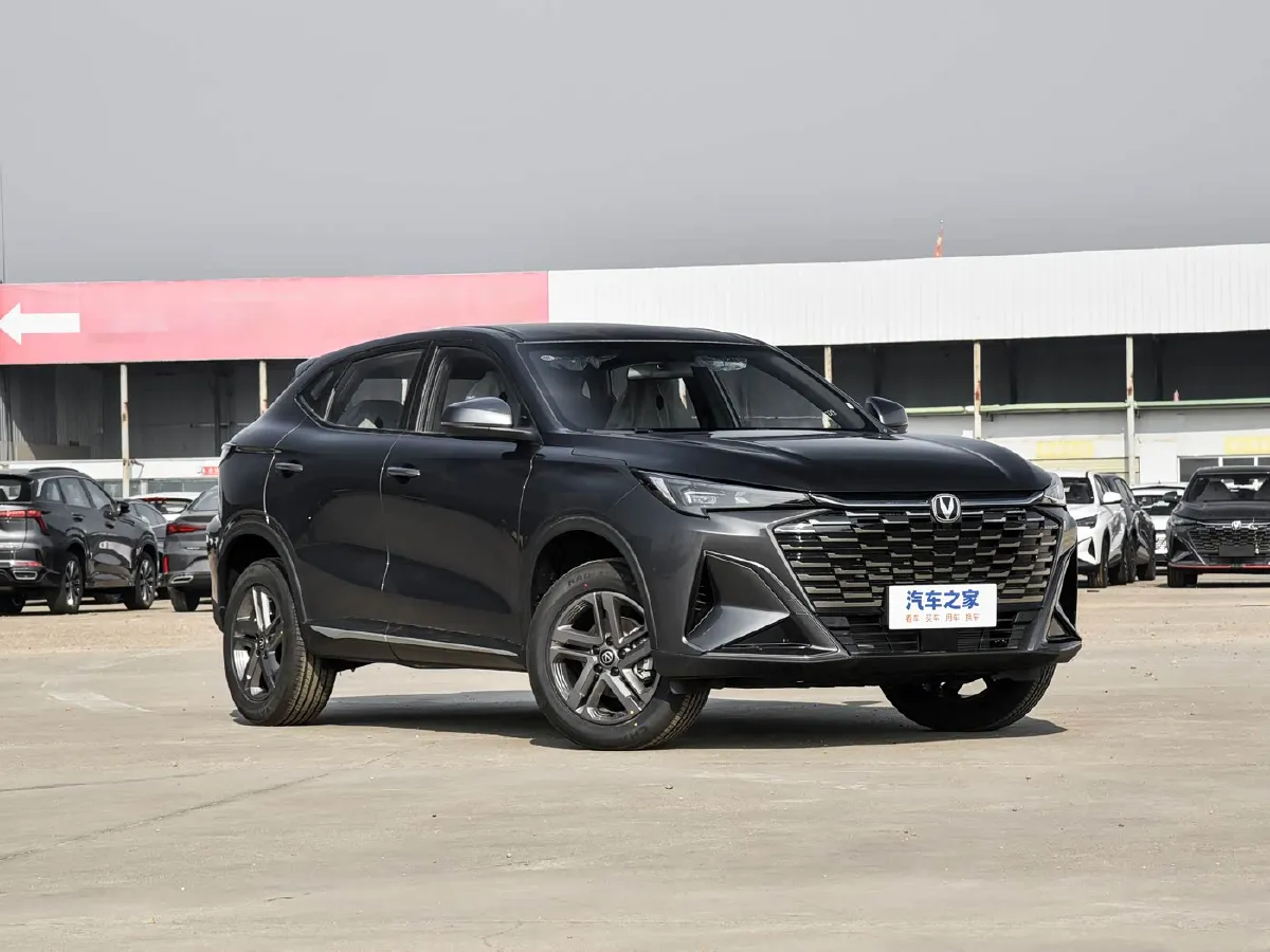 2026 ChangAn X5 PLUS 1.5T 192HP L4 7DCT,autocango,china used car exporter,china ev exporter,chinese used car exporter,chinese used ev exporter