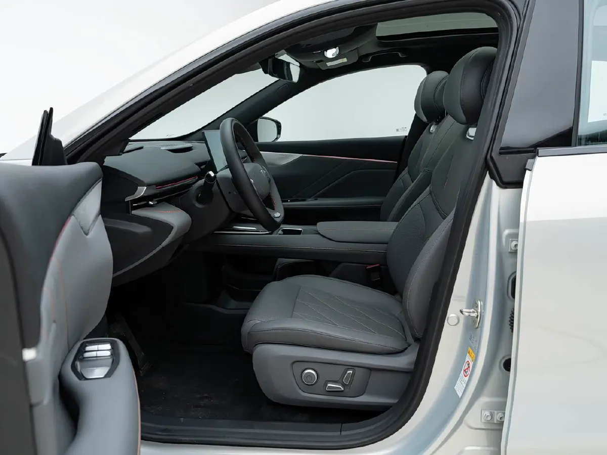 2026 Deepal S05 BEV,autocango,china used car exporter,china ev exporter,chinese used car exporter,chinese used ev exporter