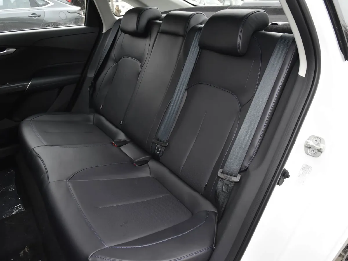 2026 ChangAn Eado 1.5T 192HP L4 7DCT,autocango,china used car exporter,china ev exporter,chinese used car exporter,chinese used ev exporter