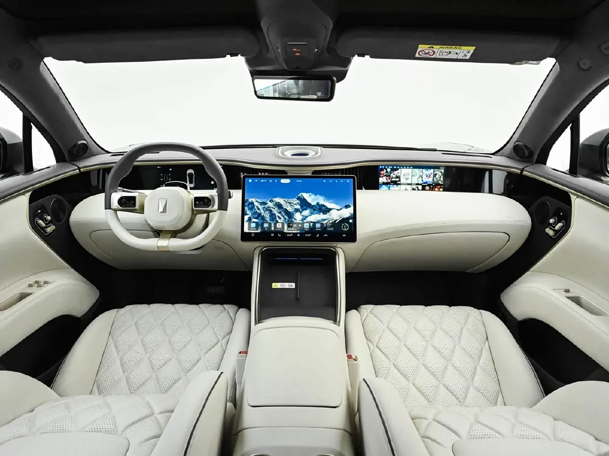 2025 Avatr 11 BEV,autocango,china used car exporter,china ev exporter,chinese used car exporter,chinese used ev exporter