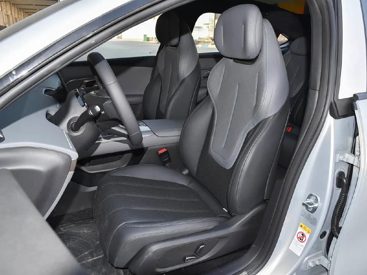 2026 Deepal L06 BEV,autocango,china used car exporter,china ev exporter,chinese used car exporter,chinese used ev exporter