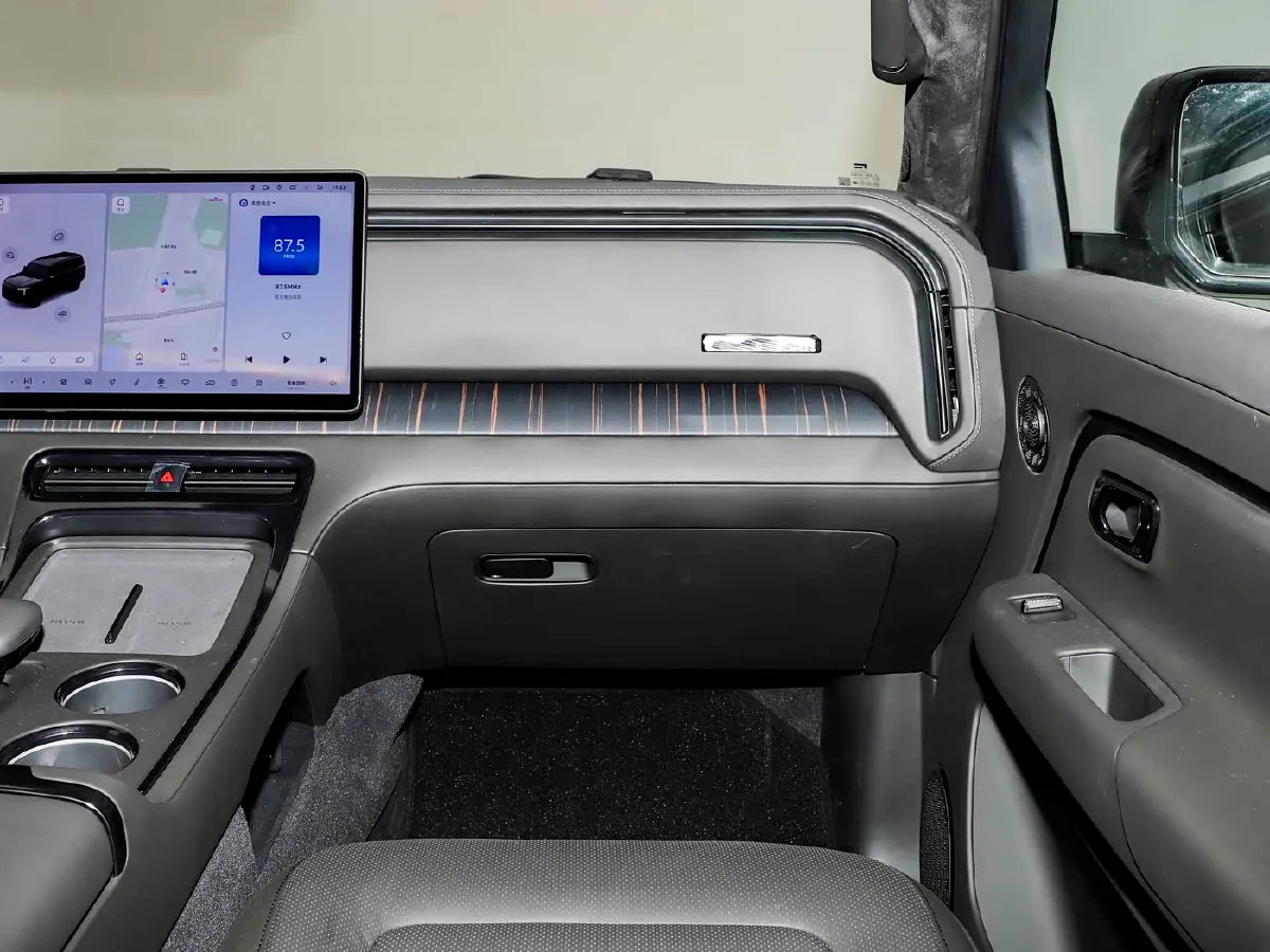 2026 ROXROX ADAMAS REEV 150HP REEV,autocango,china used car exporter,china ev exporter,chinese used car exporter,chinese used ev exporter