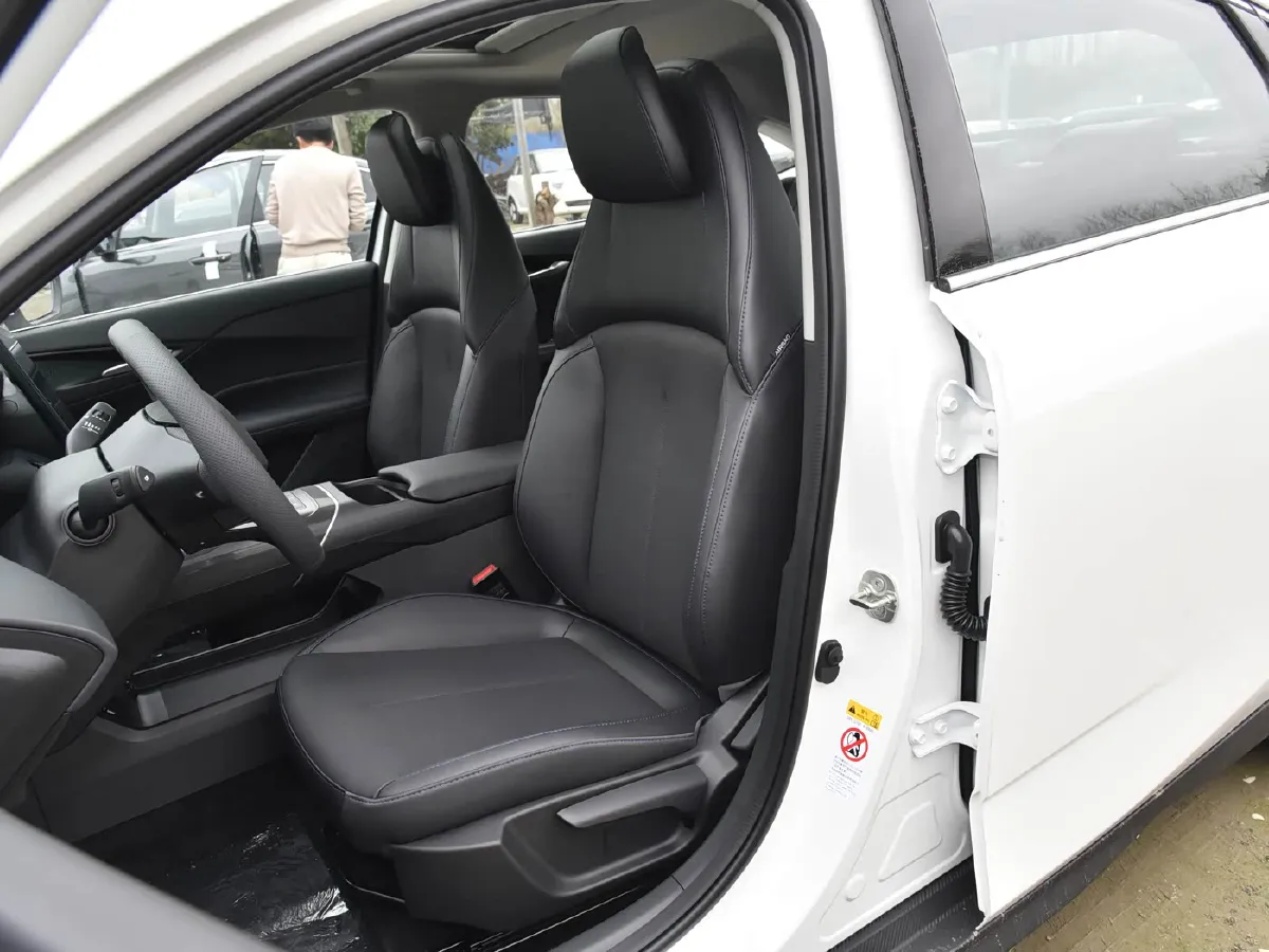 2025 ChangAn Eado 1.5T 192HP L4 7DCT,autocango,china used car exporter,china ev exporter,chinese used car exporter,chinese used ev exporter