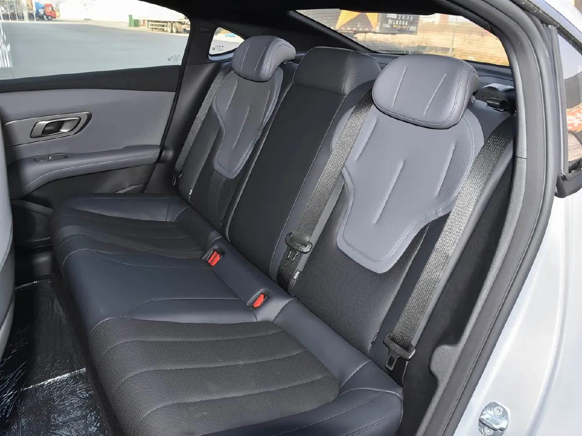 2026 Deepal L06 BEV,autocango,china used car exporter,china ev exporter,chinese used car exporter,chinese used ev exporter