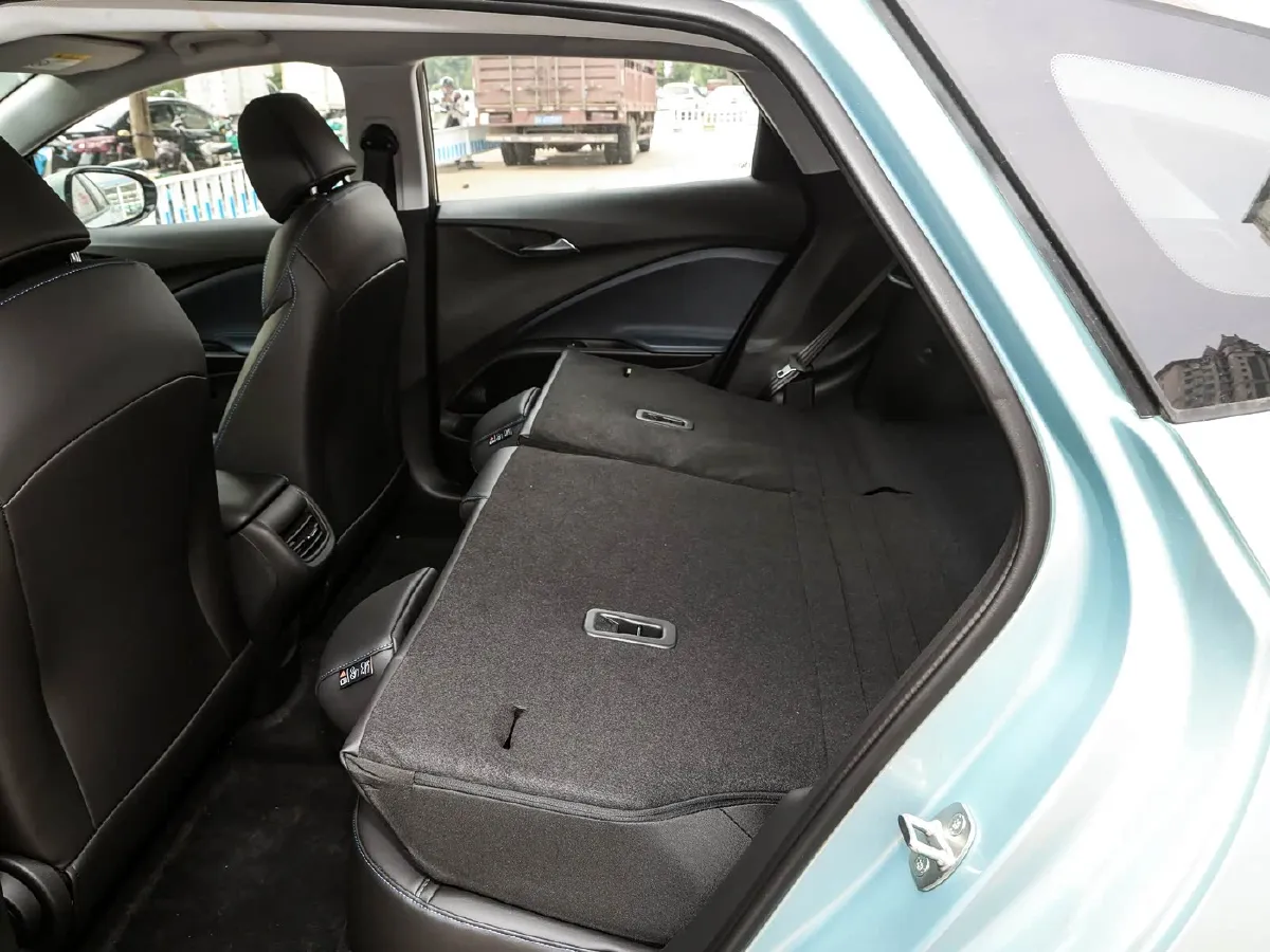 2024 Buick Velite 6 BEV 50.3KWH,autocango,china used car exporter,china ev exporter,chinese used car exporter,chinese used ev exporter