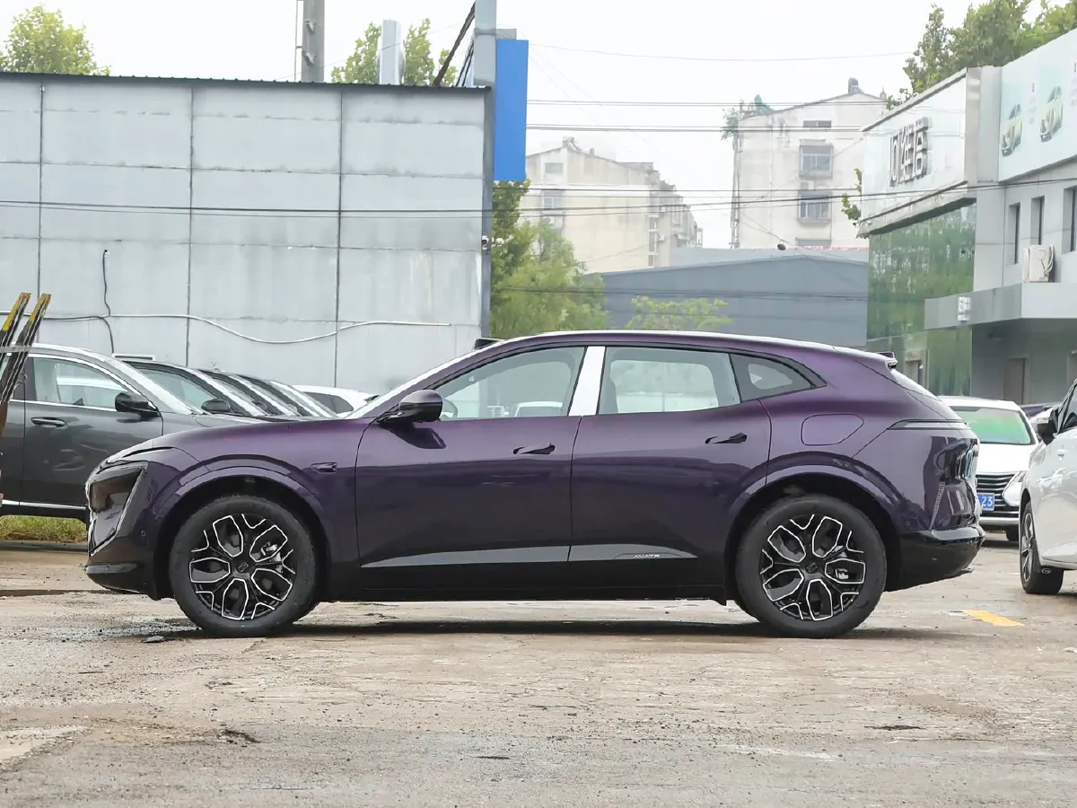 2026 Avatr 07 1.5T 156HP L4 REEV,autocango,china used car exporter,china ev exporter,chinese used car exporter,chinese used ev exporter