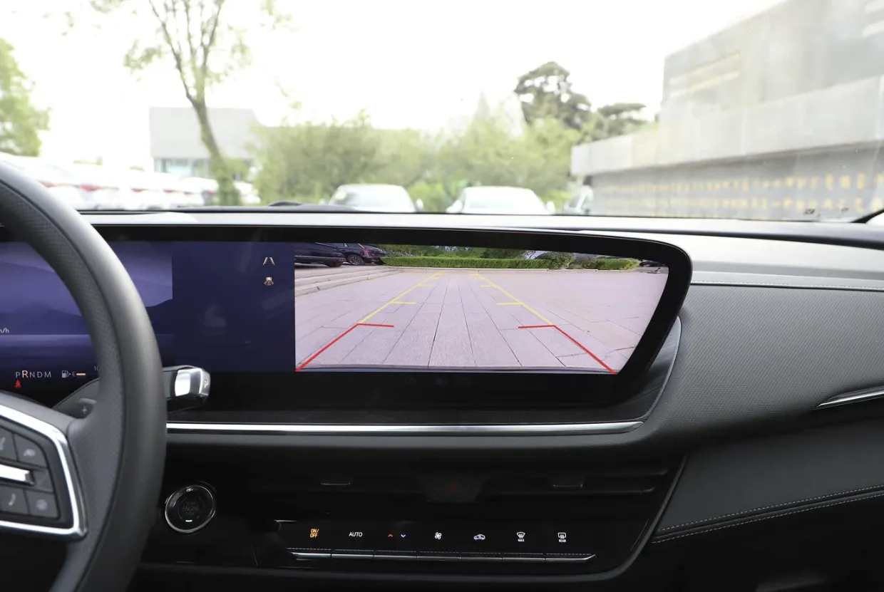 2025 Buick EnvisionS 1.5T 211HP L4 9AT,autocango,china used car exporter,china ev exporter,chinese used car exporter,chinese used ev exporter