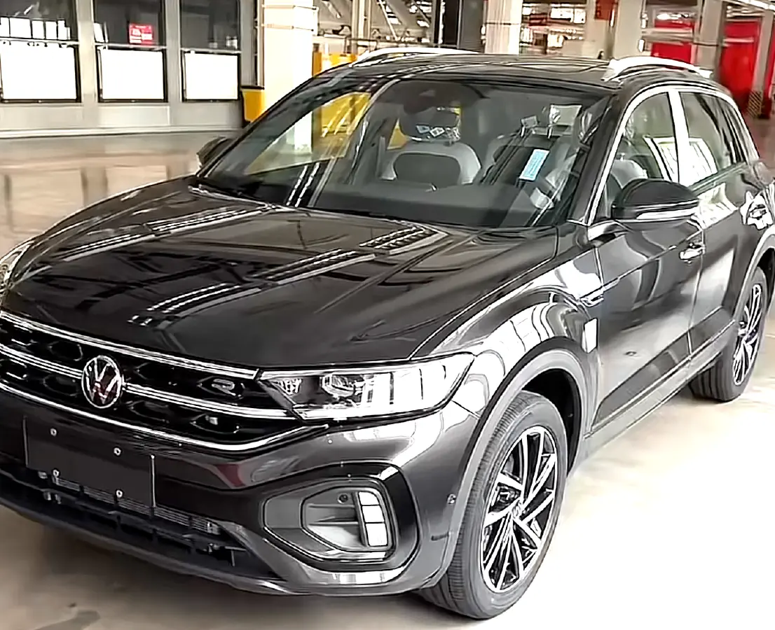 2025 Volkswagen T-Roc 1.5T 160HP L4 7DCT