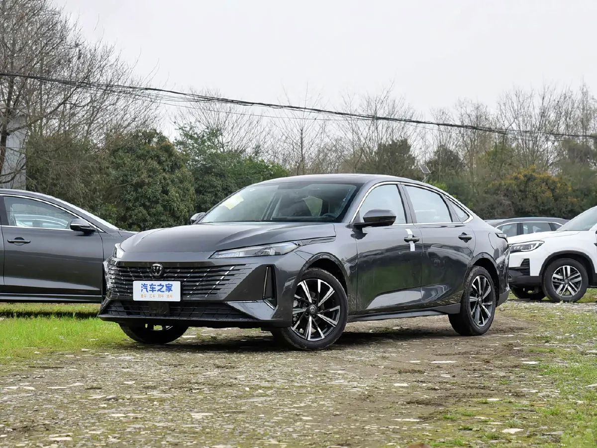2025 ChangAn Eado 1.5T 192HP L4 7DCT,autocango,china used car exporter,china ev exporter,chinese used car exporter,chinese used ev exporter