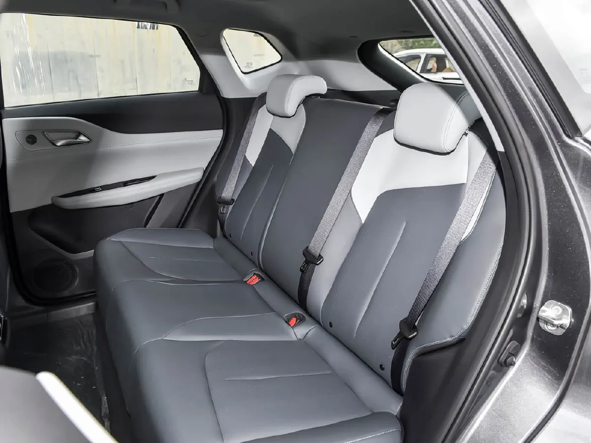 2025 ChangAn UNI-Z 1.5T 192HP L4 7DCT,autocango,china used car exporter,china ev exporter,chinese used car exporter,chinese used ev exporter