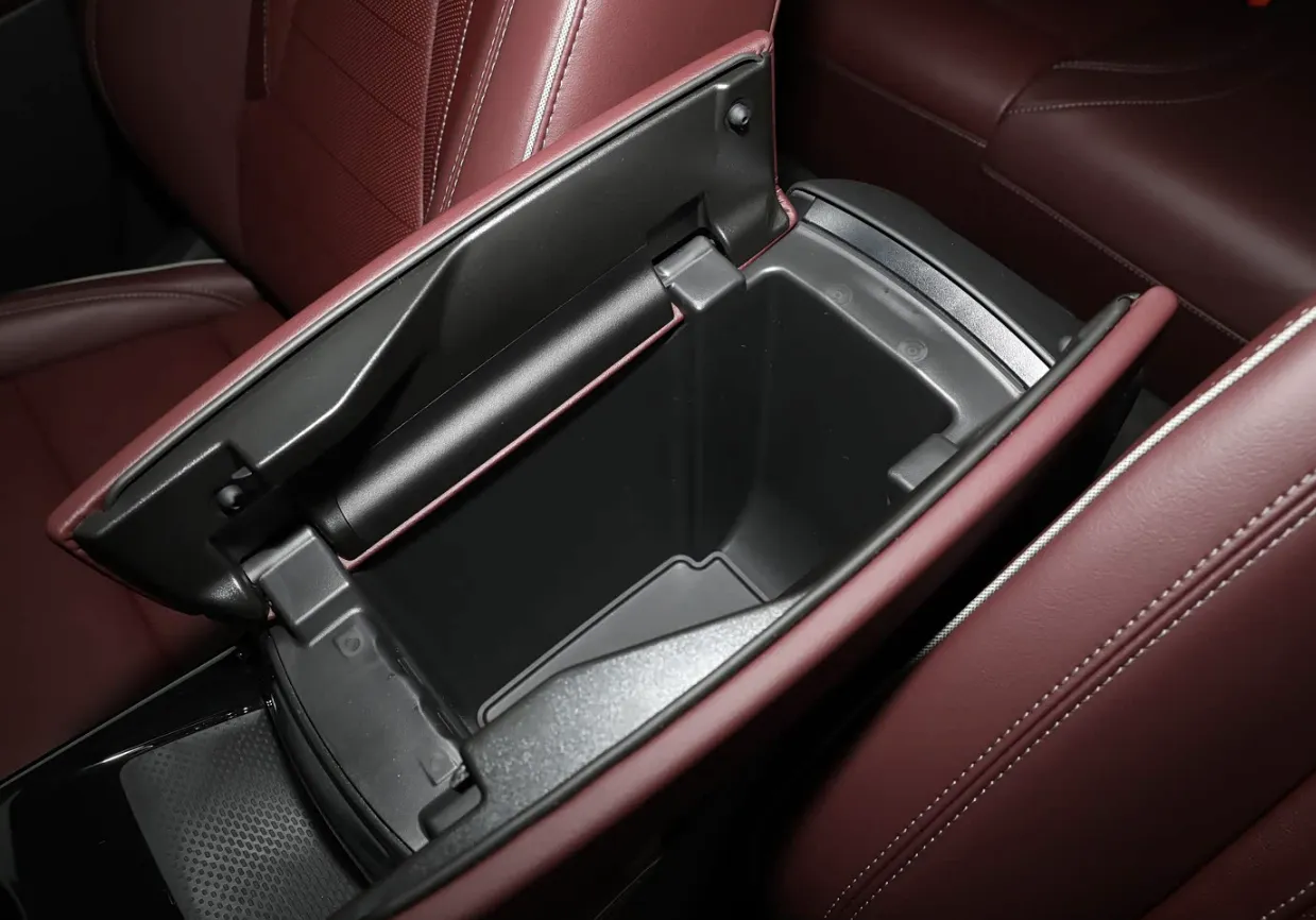 2026 Buick EnvisionPlus 2.0T 237HP L4 9AT,autocango,china used car exporter,china ev exporter,chinese used car exporter,chinese used ev exporter