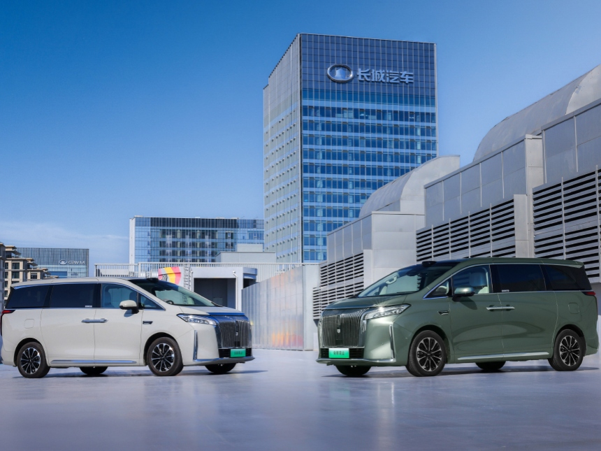 2022 ZX AUTO Terralord 2.4T 211HP L4 6MT MSRP 137800 Specs