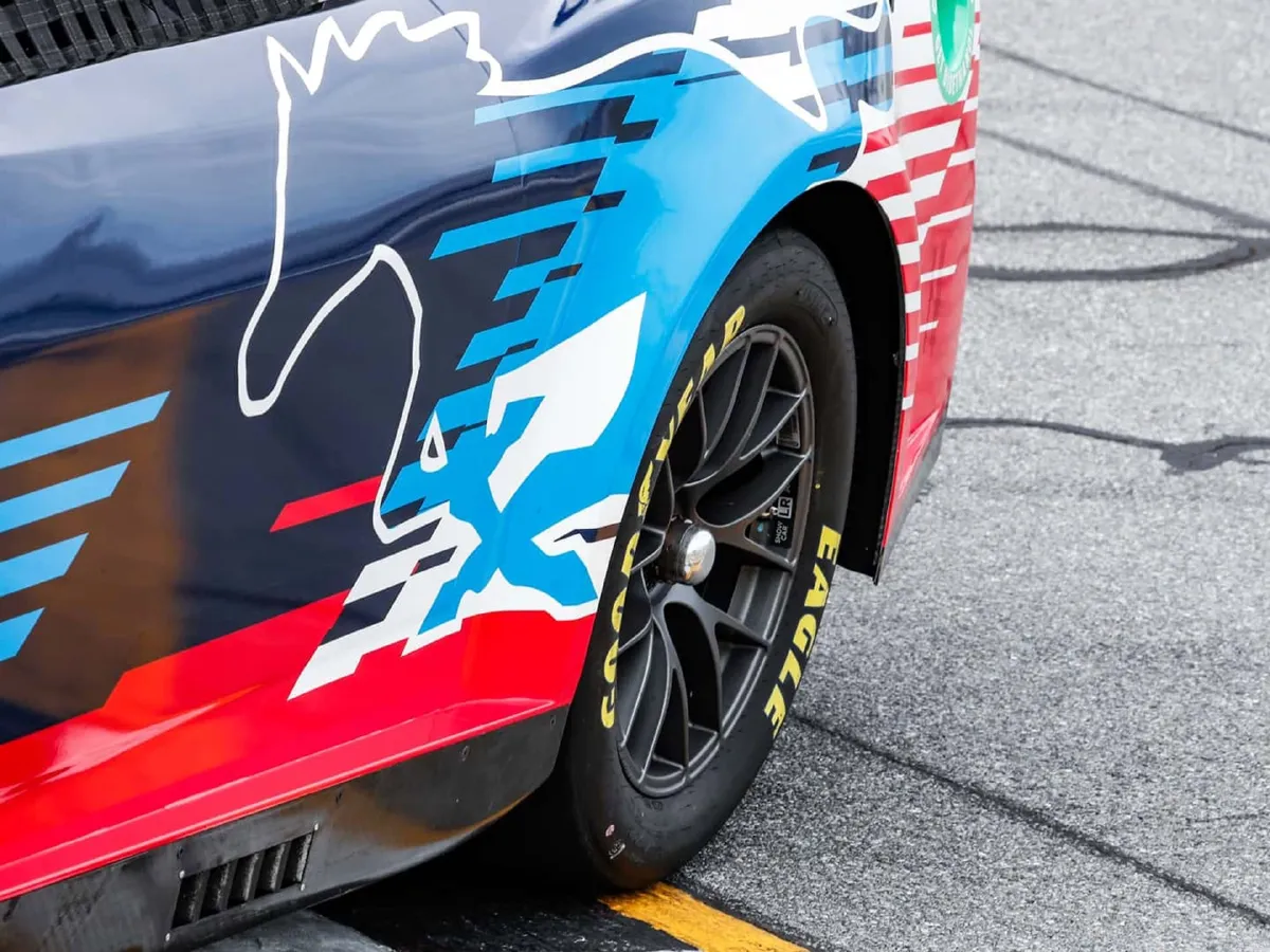 Ford Mustang,autocango,china used car exporter,china ev exporter,chinese used car exporter,chinese used ev exporter