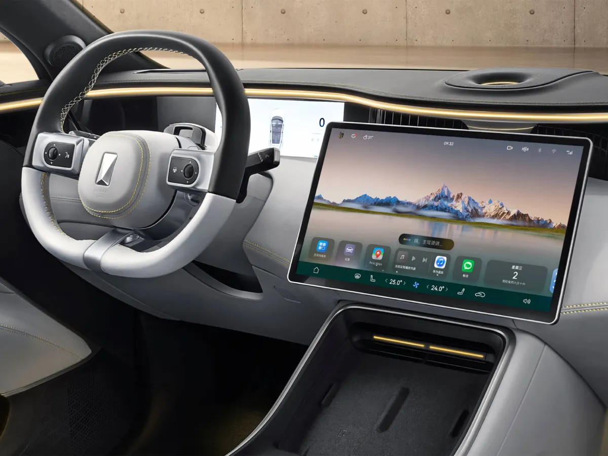 Avatr 11,autocango,china used car exporter,china ev exporter,chinese used car exporter,chinese used ev exporter