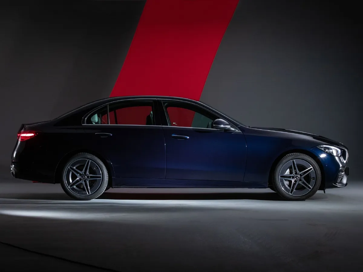 Mercedes-Benz C Class,autocango,china used car exporter,china ev exporter,chinese used car exporter,chinese used ev exporter