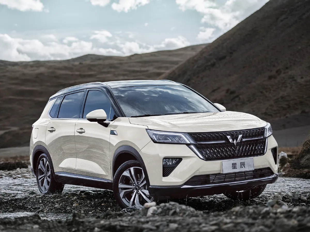 WuLing XingChen,autocango,china used car exporter,china ev exporter,chinese used car exporter,chinese used ev exporter