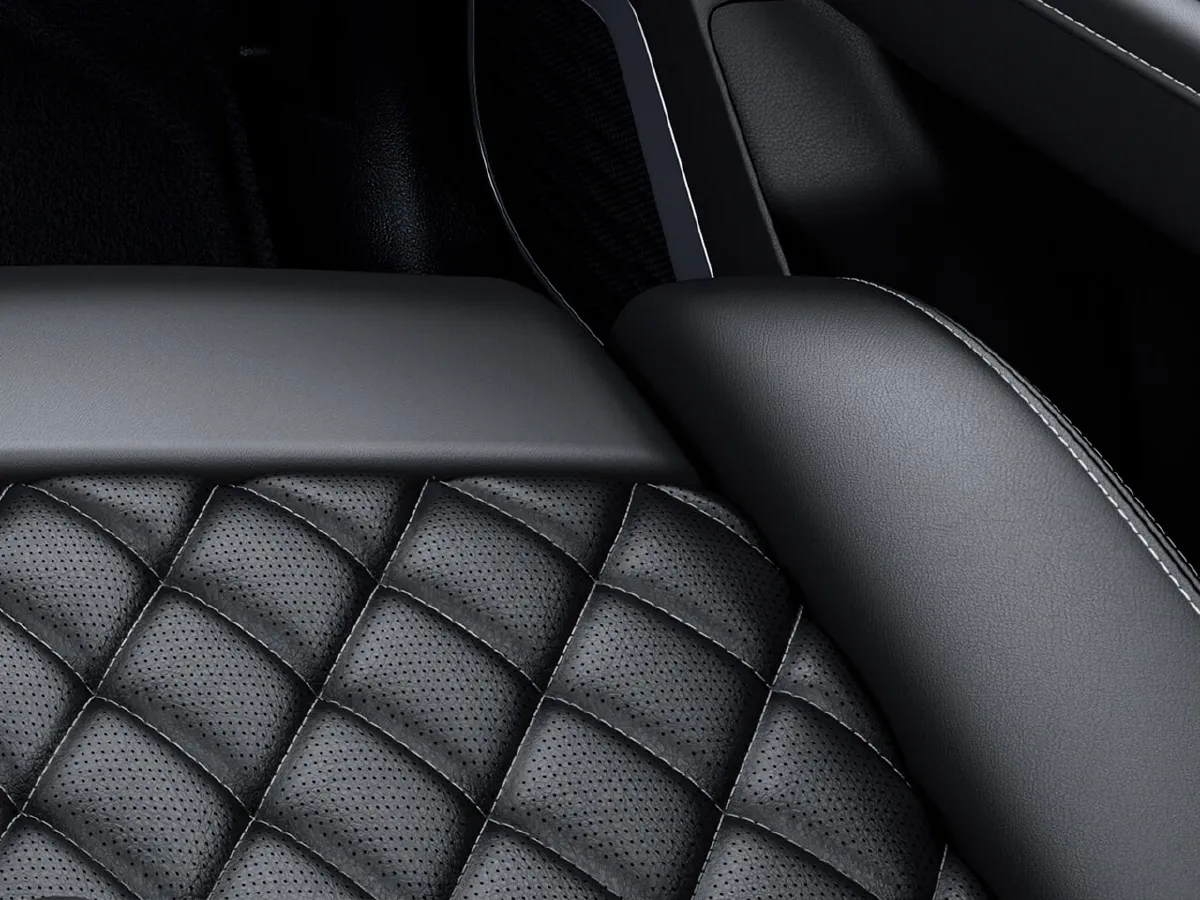 2020 Venucia Star 1.5T 190HP L4 6MT,autocango,china used car exporter,china ev exporter,chinese used car exporter,chinese used ev exporter