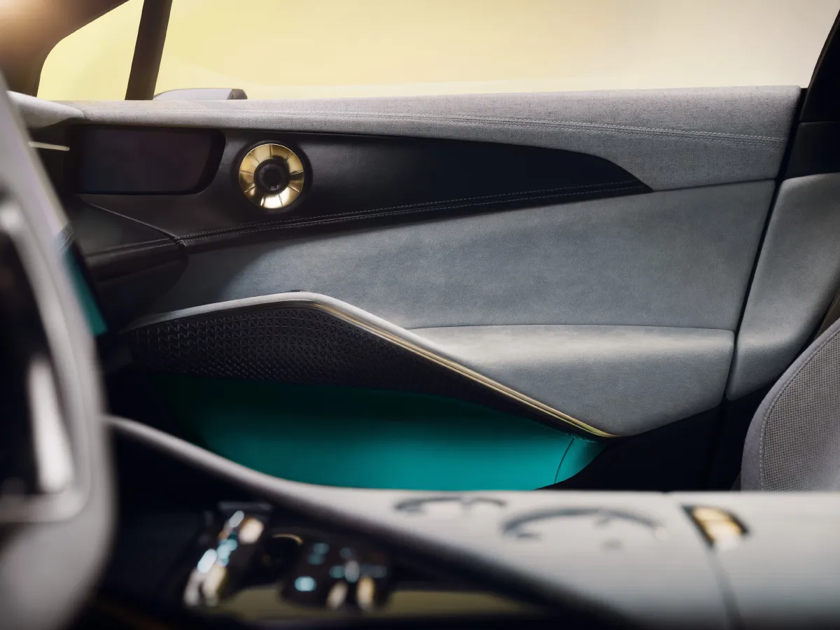 Lotus ELETRE,autocango,china used car exporter,china ev exporter,chinese used car exporter,chinese used ev exporter