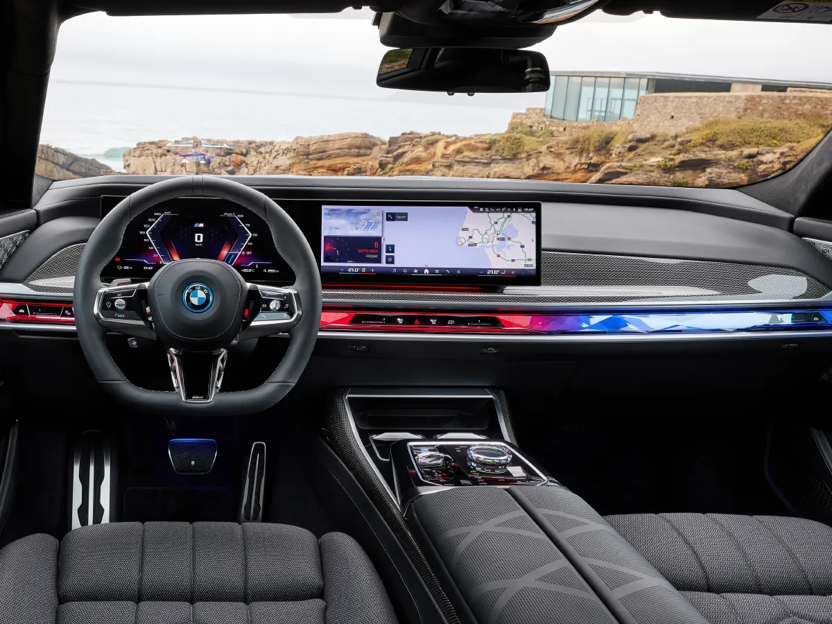 BMW i7,autocango,china used car exporter,china ev exporter,chinese used car exporter,chinese used ev exporter