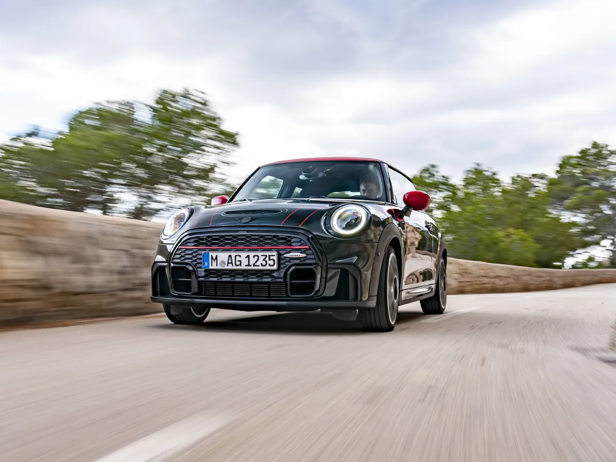 MINI JCW,autocango,china used car exporter,china ev exporter,chinese used car exporter,chinese used ev exporter