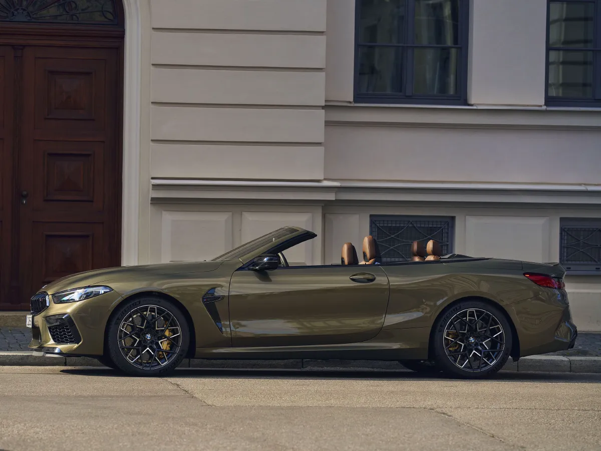 BMW M8,autocango,china used car exporter,china ev exporter,chinese used car exporter,chinese used ev exporter