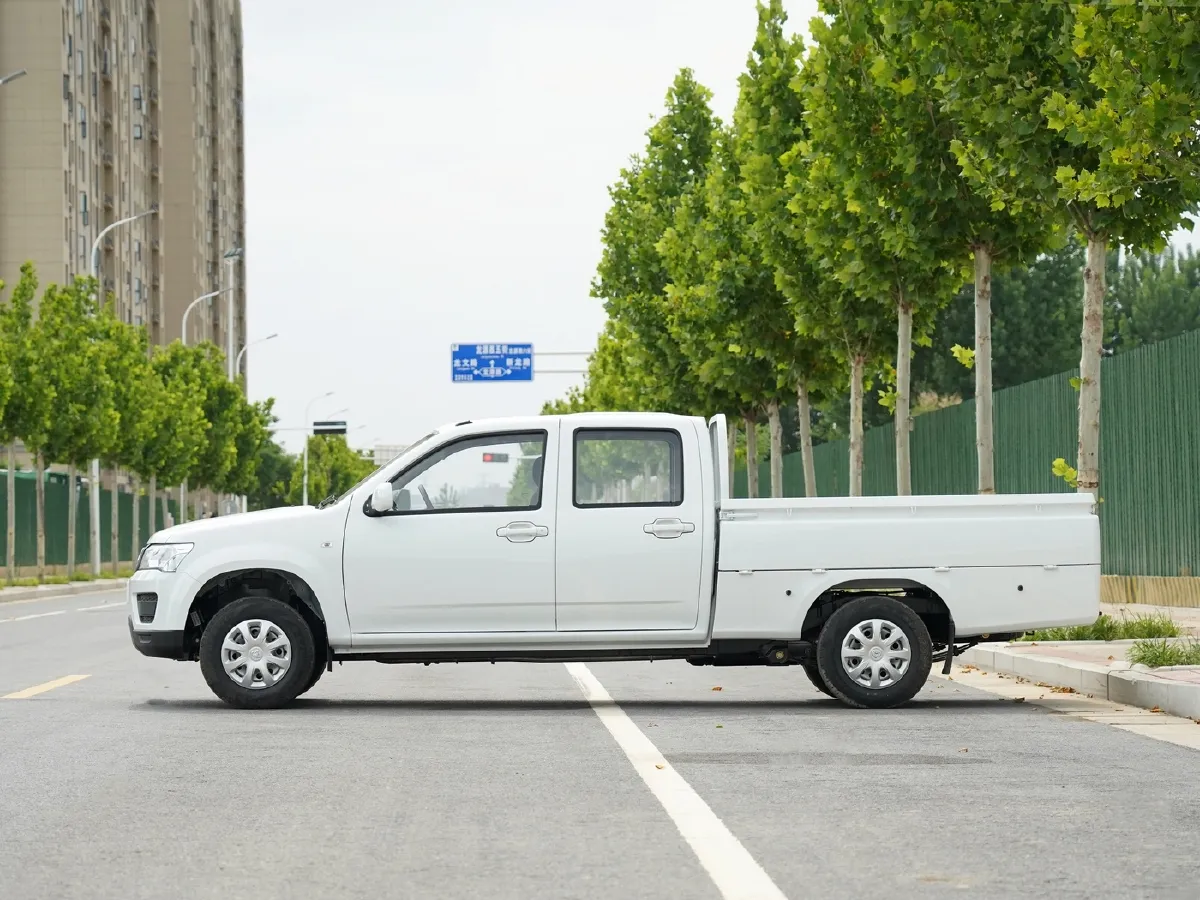 2019 ChangAn Kaicene ShenQi F30 1.5L 116HP L4 5MT,autocango,china used car exporter,china ev exporter,chinese used car exporter,chinese used ev exporter