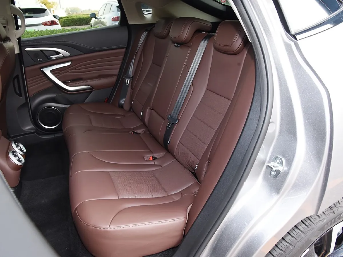 WEY VV7 GT,autocango,china used car exporter,china ev exporter,chinese used car exporter,chinese used ev exporter WEY VV7 GT,autocango,china used car exporter,china ev exporter,chinese used car exporter,chinese used ev exporter