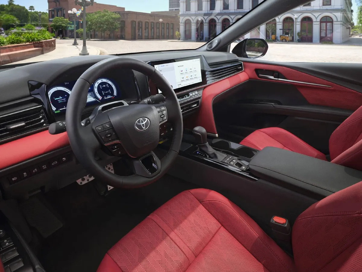 Toyota Camry,autocango,china used car exporter,china ev exporter,chinese used car exporter,chinese used ev exporter