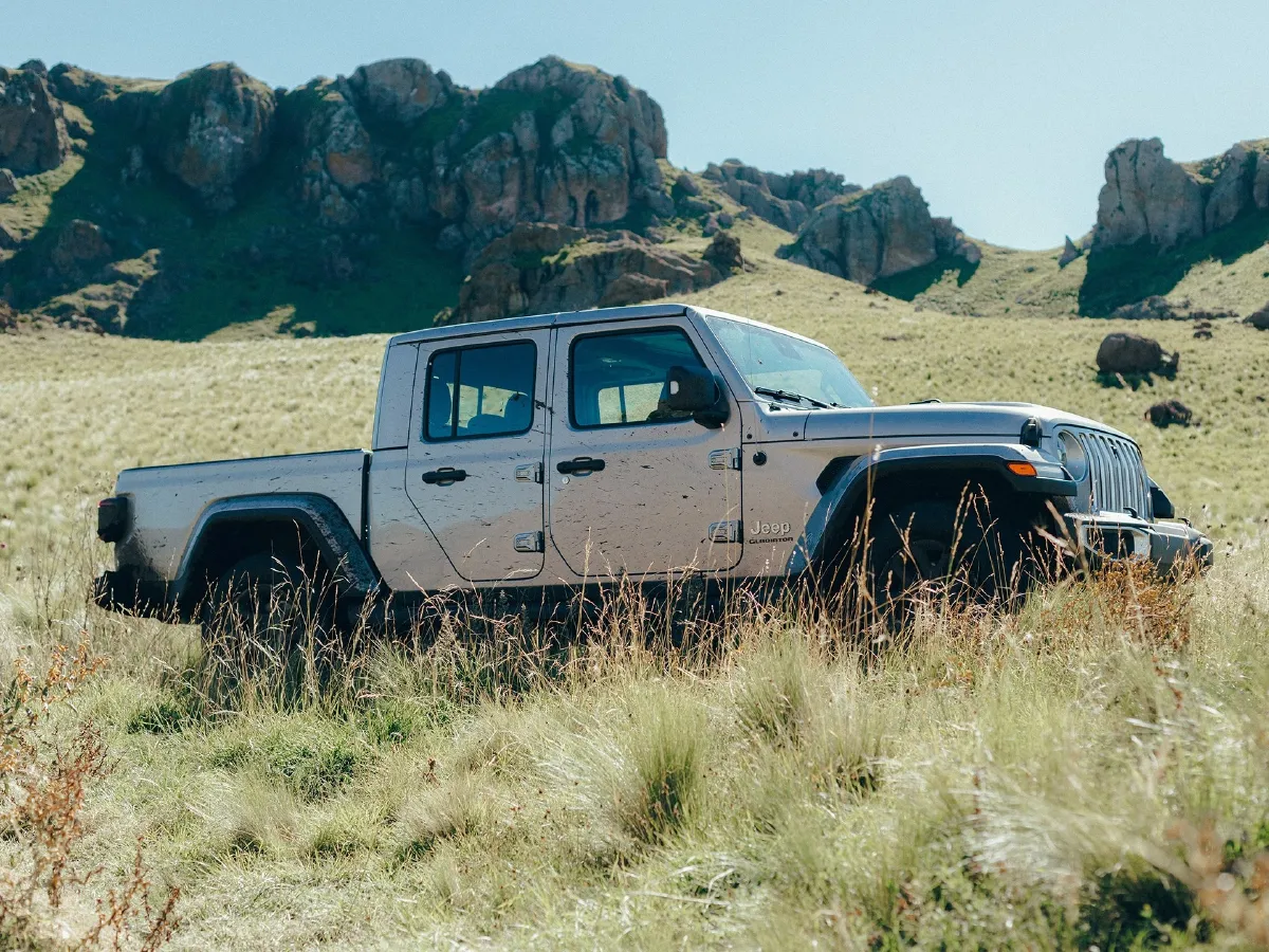 Jeep Gladiator,autocango,china used car exporter,china ev exporter,chinese used car exporter,chinese used ev exporter Jeep Gladiator,autocango,china used car exporter,china ev exporter,chinese used car exporter,chinese used ev exporter