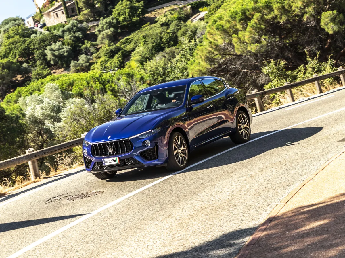 Maserati Levante,autocango,china used car exporter,china ev exporter,chinese used car exporter,chinese used ev exporter