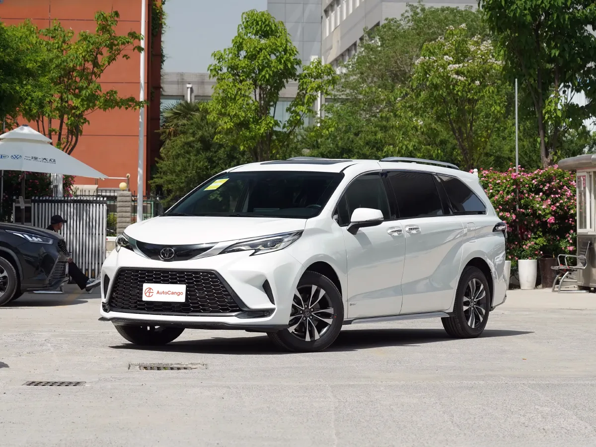 Toyota Granvia,autocango,china used car exporter,china ev exporter,chinese used car exporter,chinese used ev exporter