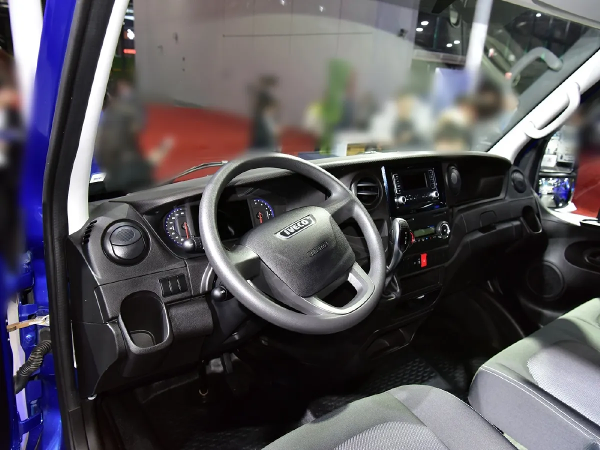 Iveco OuSheng,autocango,china used car exporter,china ev exporter,chinese used car exporter,chinese used ev exporter