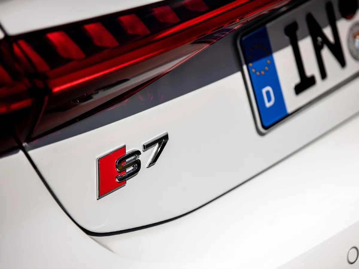 Audi S7,autocango,china used car exporter,china ev exporter,chinese used car exporter,chinese used ev exporter