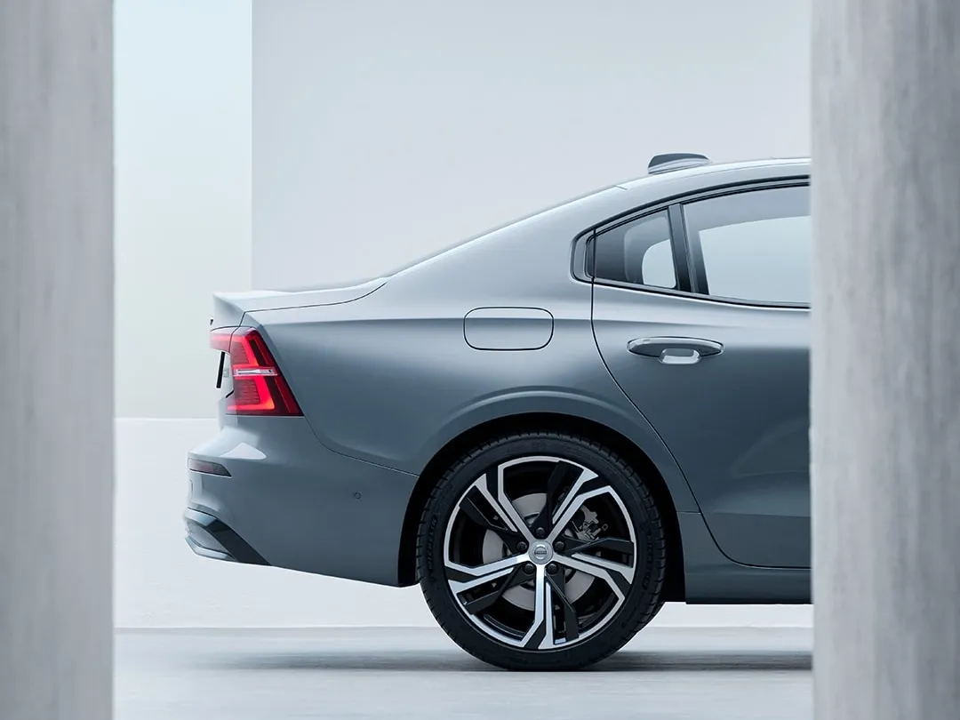 Volvo S60,autocango,china used car exporter,china ev exporter,chinese used car exporter,chinese used ev exporter