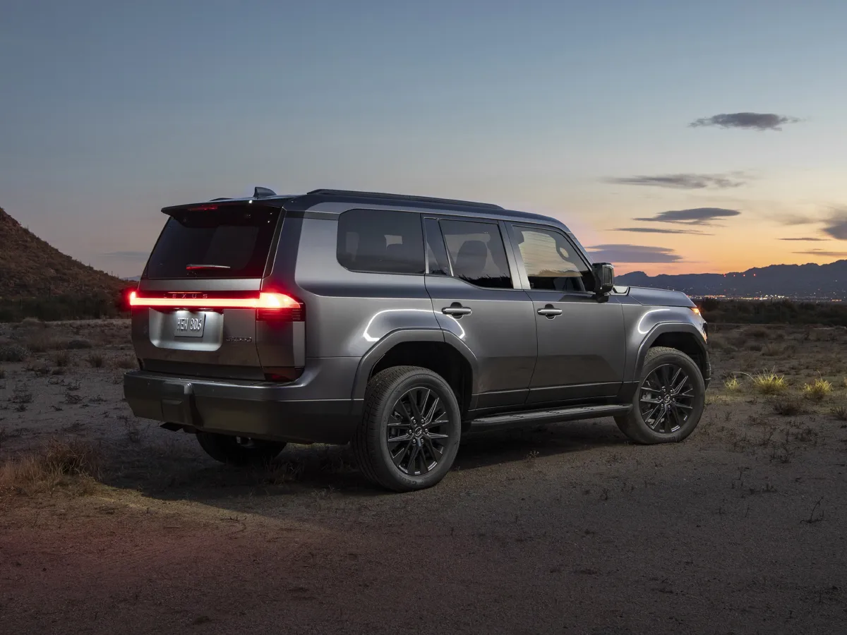 Lexus GX,autocango,china used car exporter,china ev exporter,chinese used car exporter,chinese used ev exporter