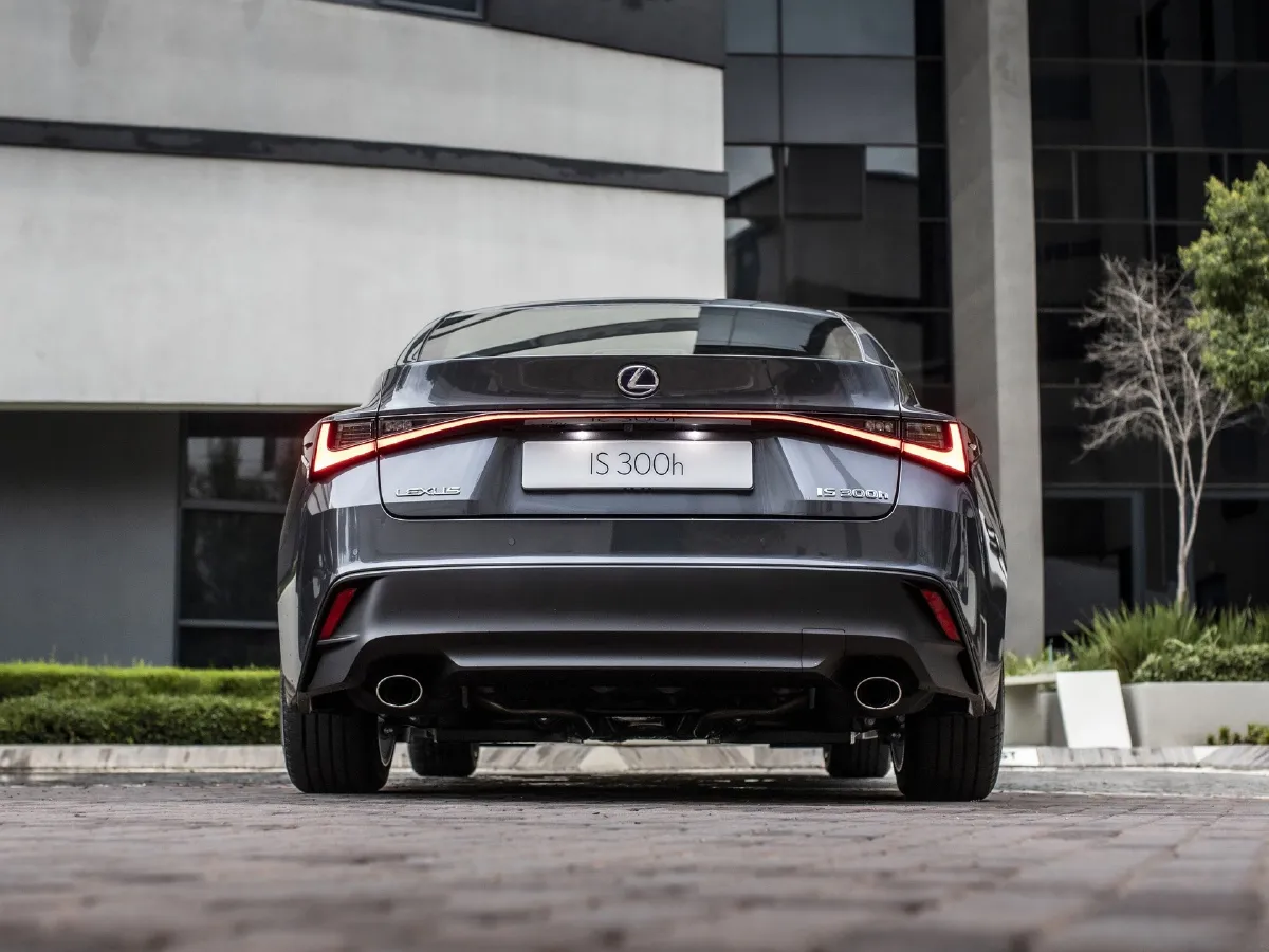 Lexus IS,autocango,china used car exporter,china ev exporter,chinese used car exporter,chinese used ev exporter