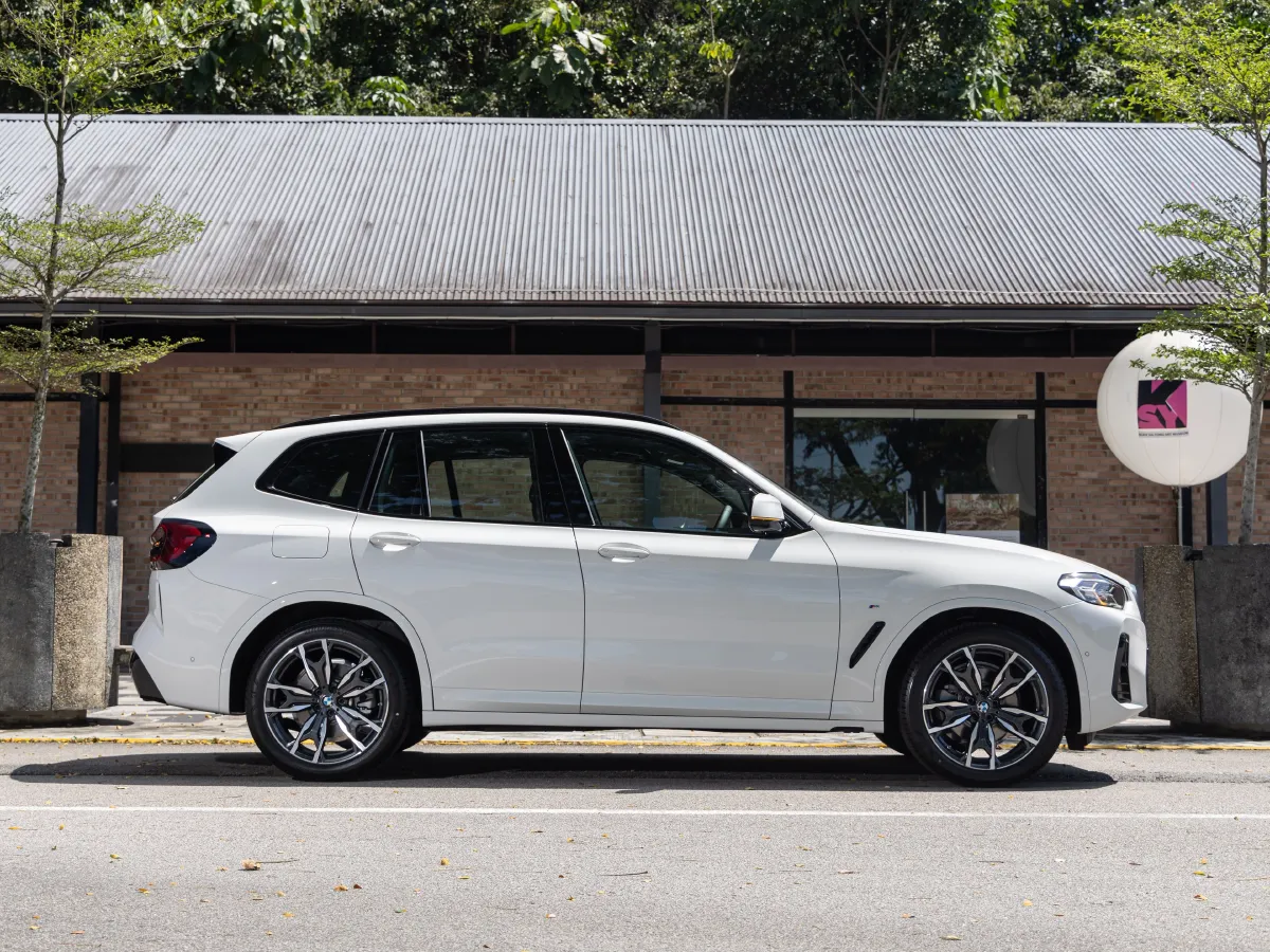 BMW X3,autocango,china used car exporter,china ev exporter,chinese used car exporter,chinese used ev exporter