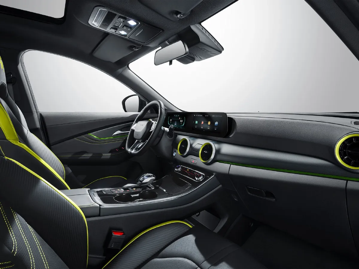 DongFeng Forthing Thunder,autocango,china used car exporter,china ev exporter,chinese used car exporter,chinese used ev exporter