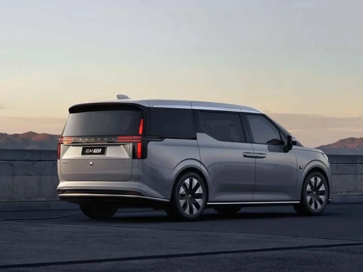 Volvo EM90,autocango,china used car exporter,china ev exporter,chinese used car exporter,chinese used ev exporter