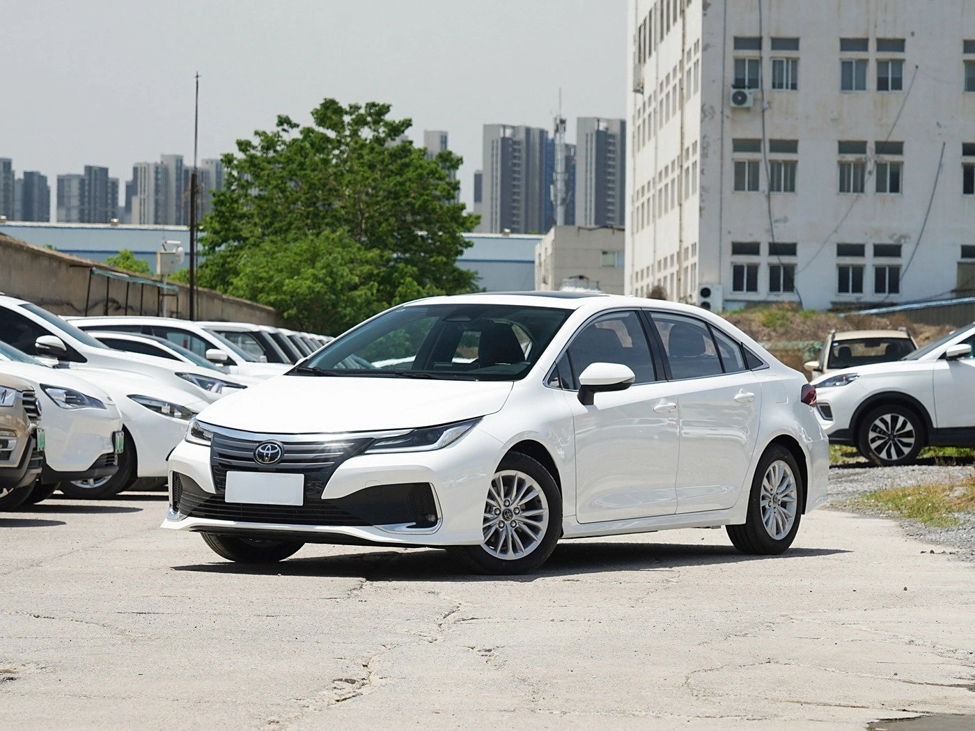 2023 Toyota Allion 2.0L 152HP L4 ECVT Hybrid MSRP 169800 Specs and