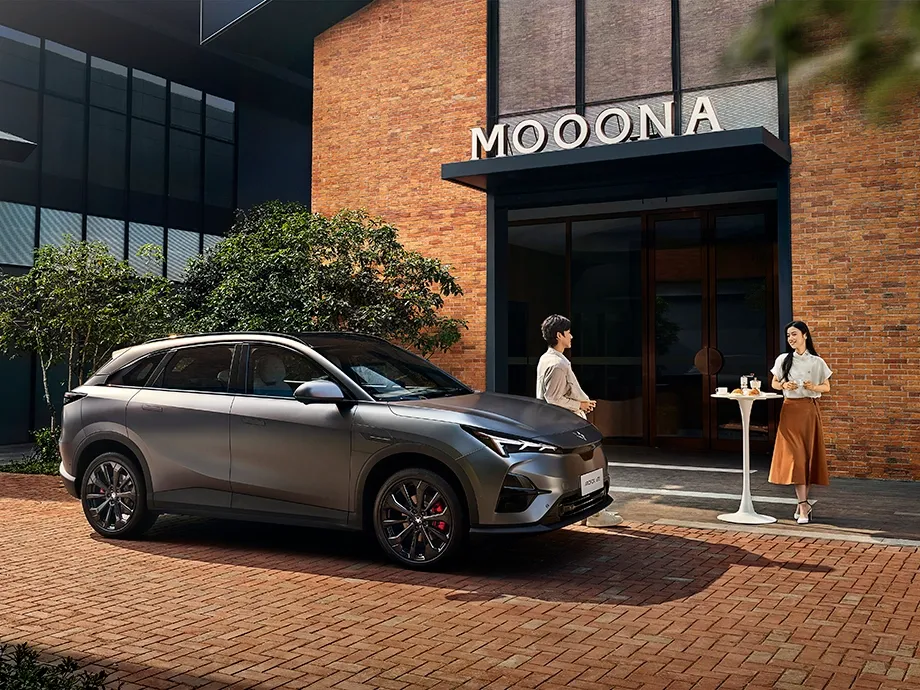 ARCFOX αT5,autocango,china used car exporter,china ev exporter,chinese used car exporter,chinese used ev exporter