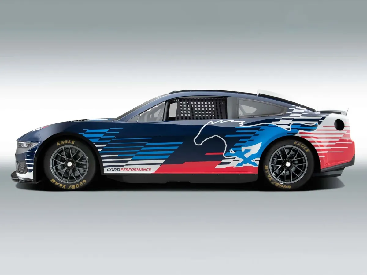 Ford Mustang,autocango,china used car exporter,china ev exporter,chinese used car exporter,chinese used ev exporter