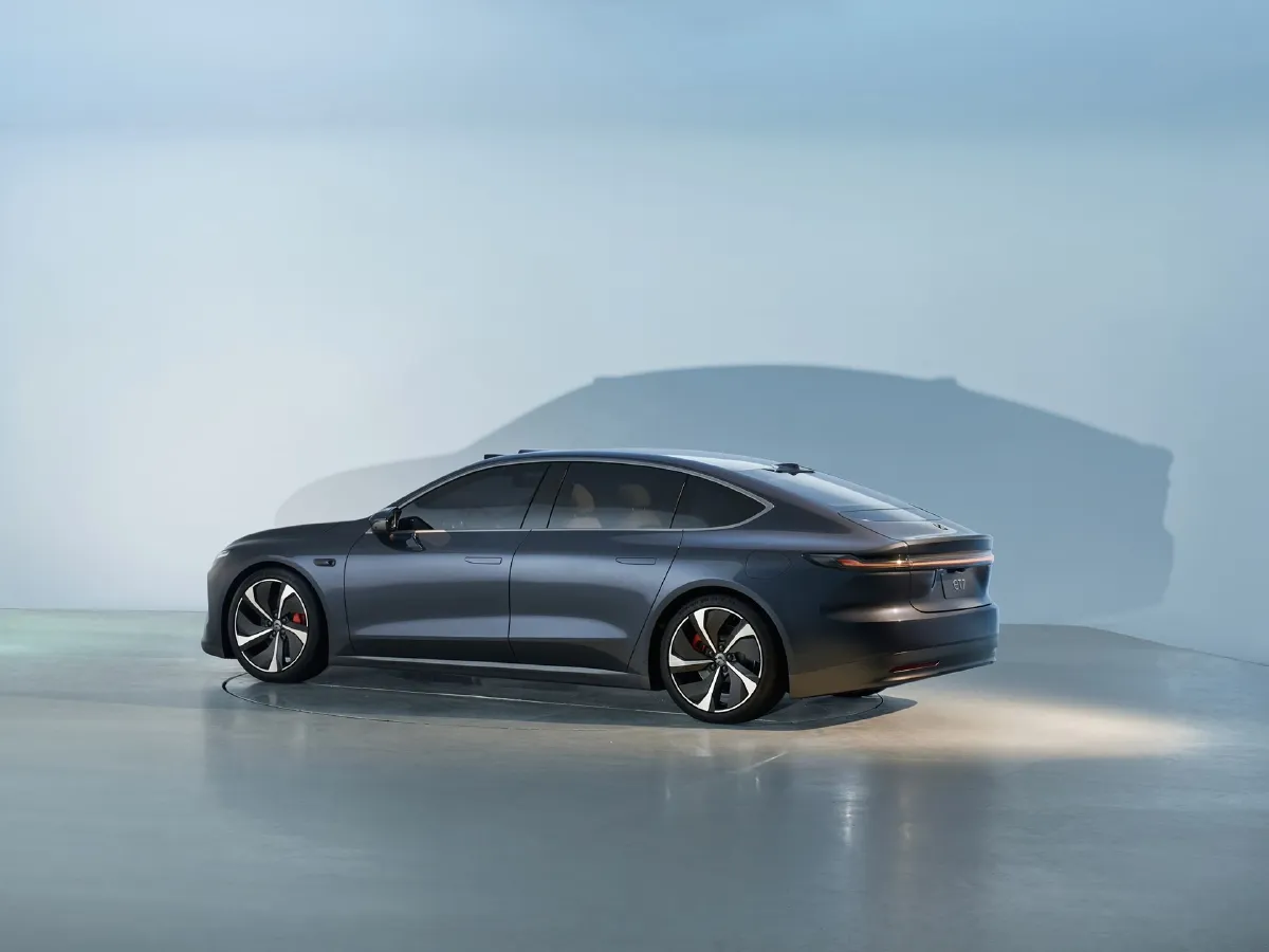 NIO ET7,autocango,china used car exporter,china ev exporter,chinese used car exporter,chinese used ev exporter