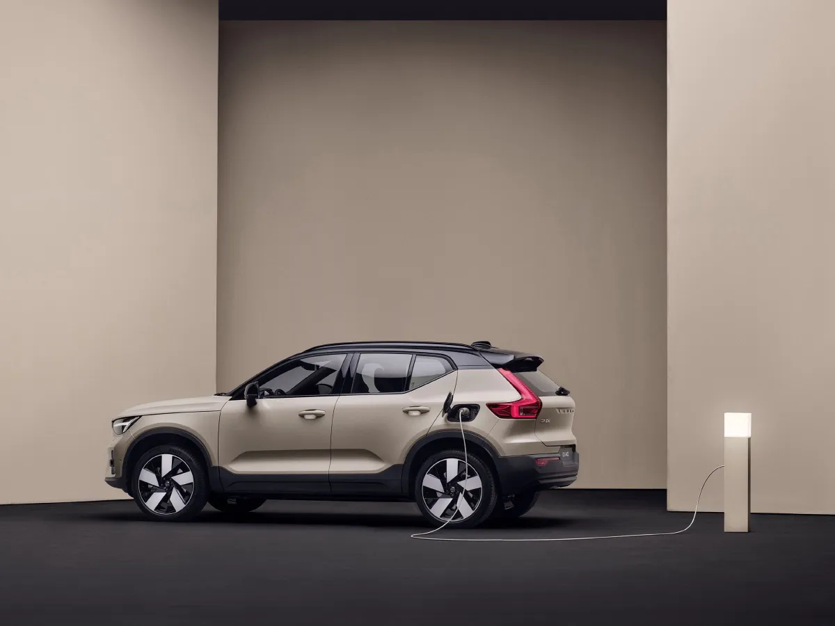 2022 Volvo XC40 BEV 69KWH,autocango,china used car exporter,china ev exporter,chinese used car exporter,chinese used ev exporter