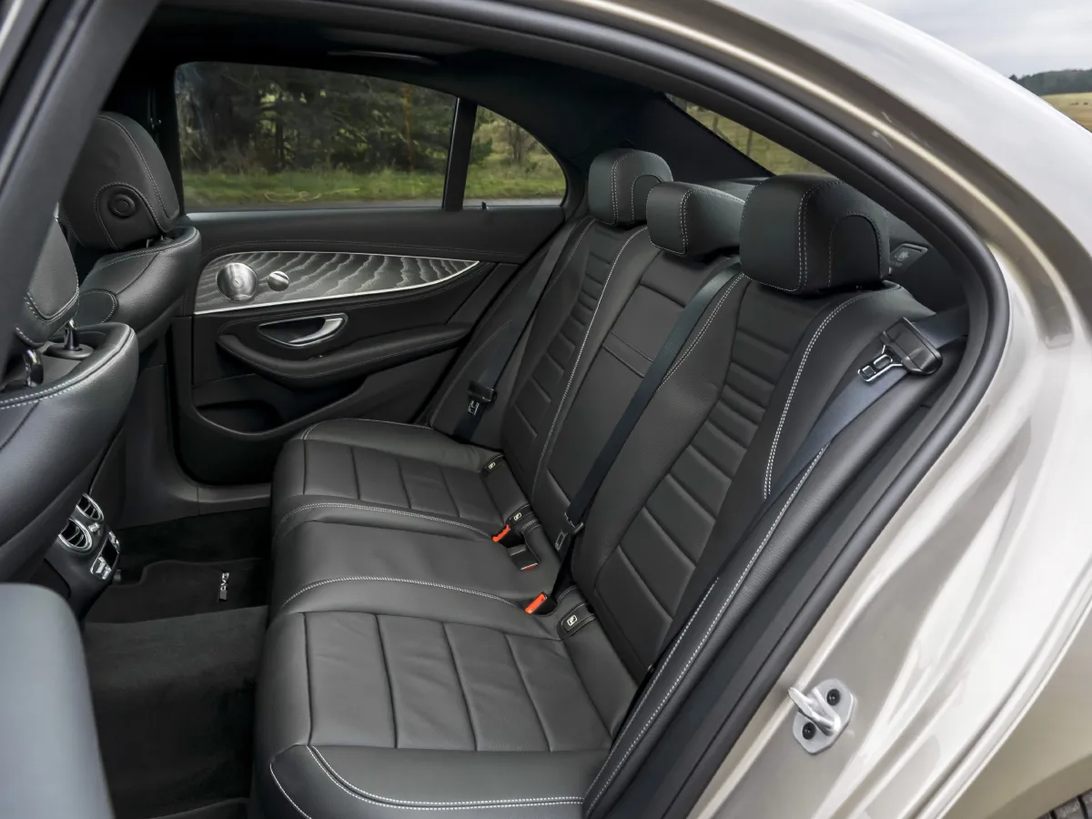 Mercedes-Benz E Class,autocango,china used car exporter,china ev exporter,chinese used car exporter,chinese used ev exporter