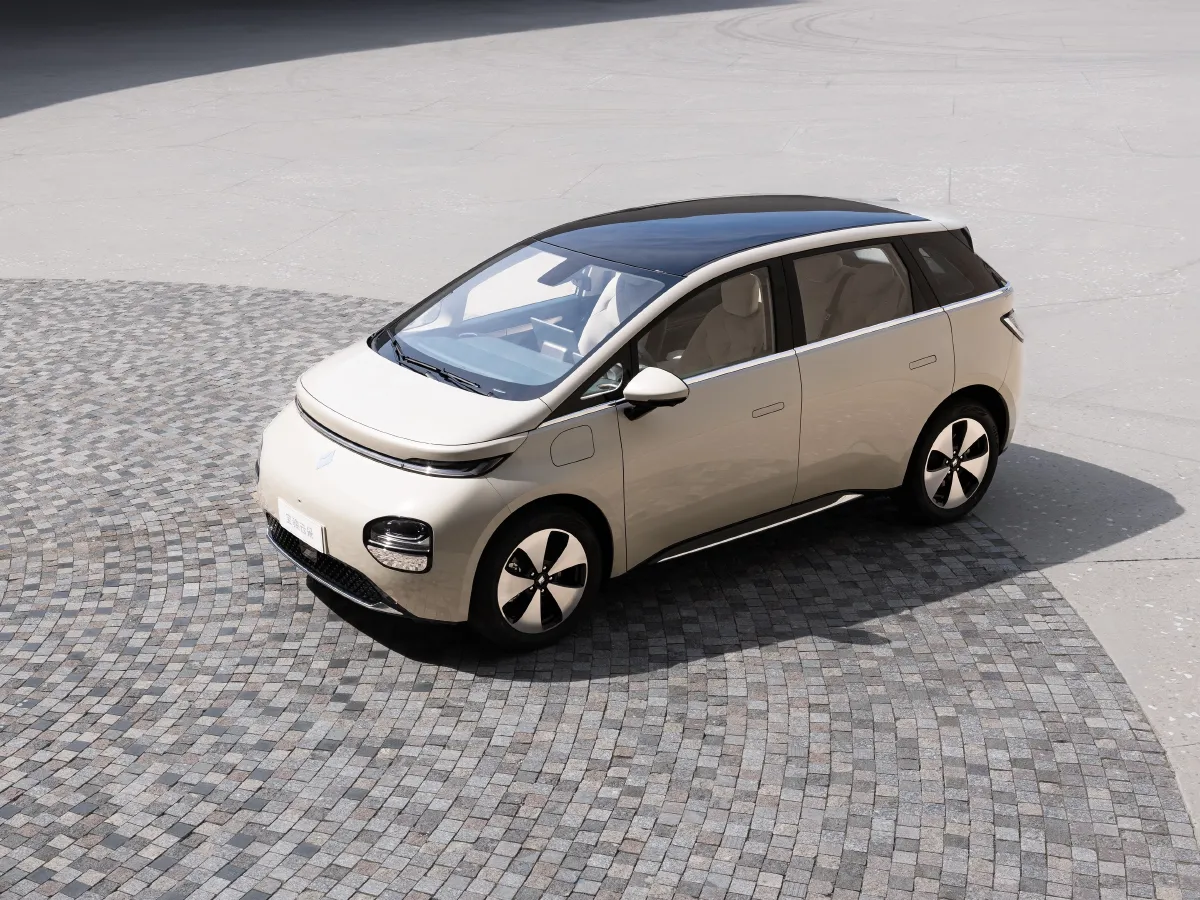 BaoJun Cloud,autocango,china used car exporter,china ev exporter,chinese used car exporter,chinese used ev exporter